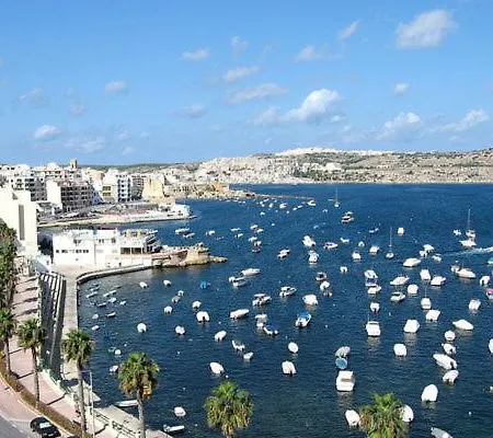 Apartment Beautiful Seafront With Comfy Beds, Ac & Wifi By 360 Estates *