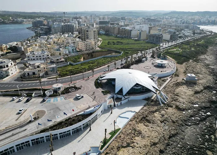 Beautiful Seafront With Comfy Beds, Ac & Wifi By 360 Estates Appartement *