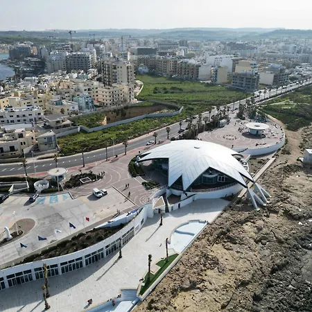 Beautiful Seafront With Comfy Beds, Ac & Wifi By 360 Estates Apartment *